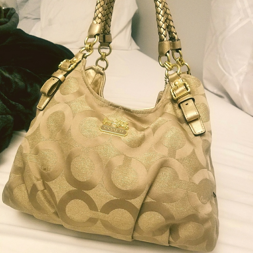 ❤ 100% Authentic Gold Coach Logo Satchel